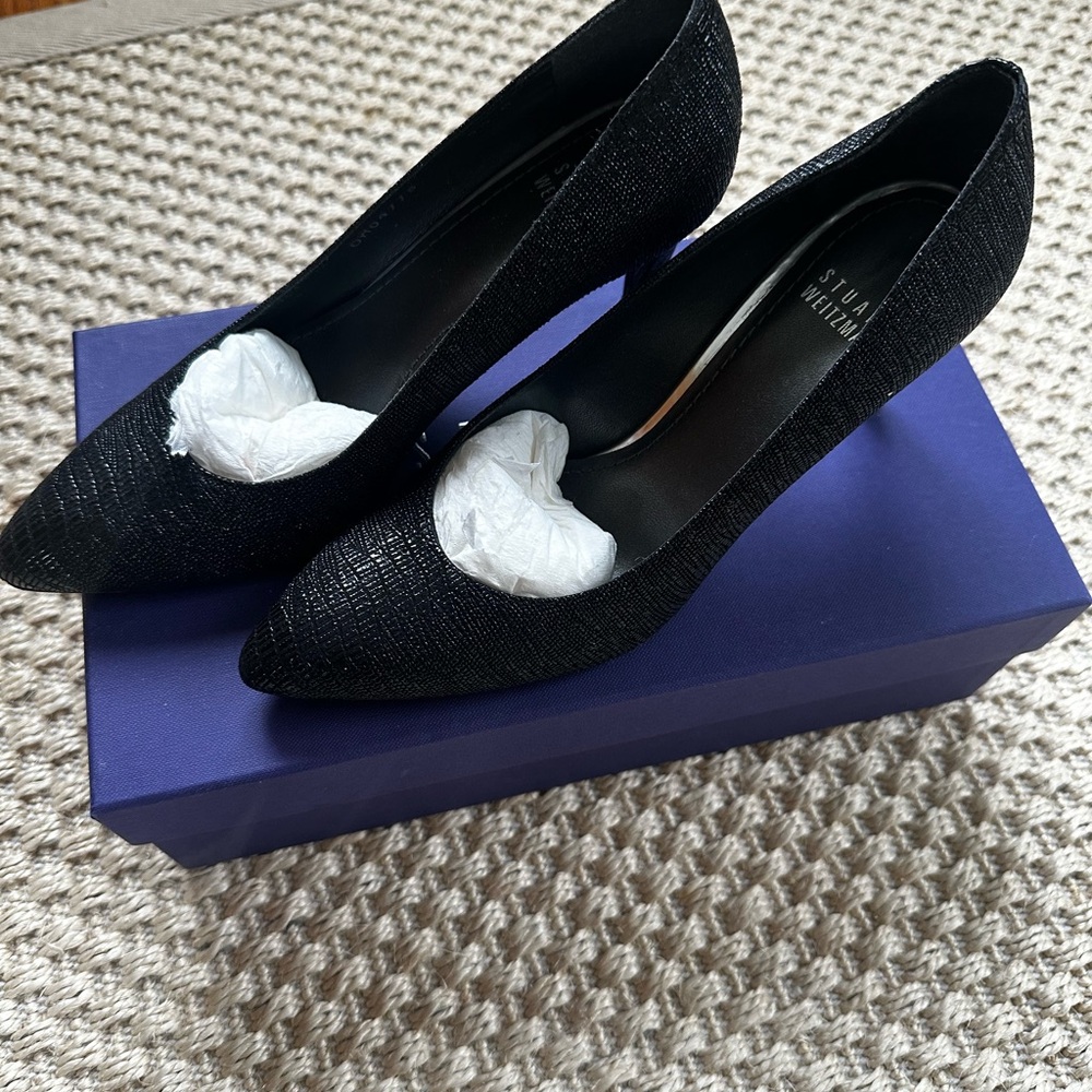 Stuart Weitzman Black Textured Pointed-Toe Pumps